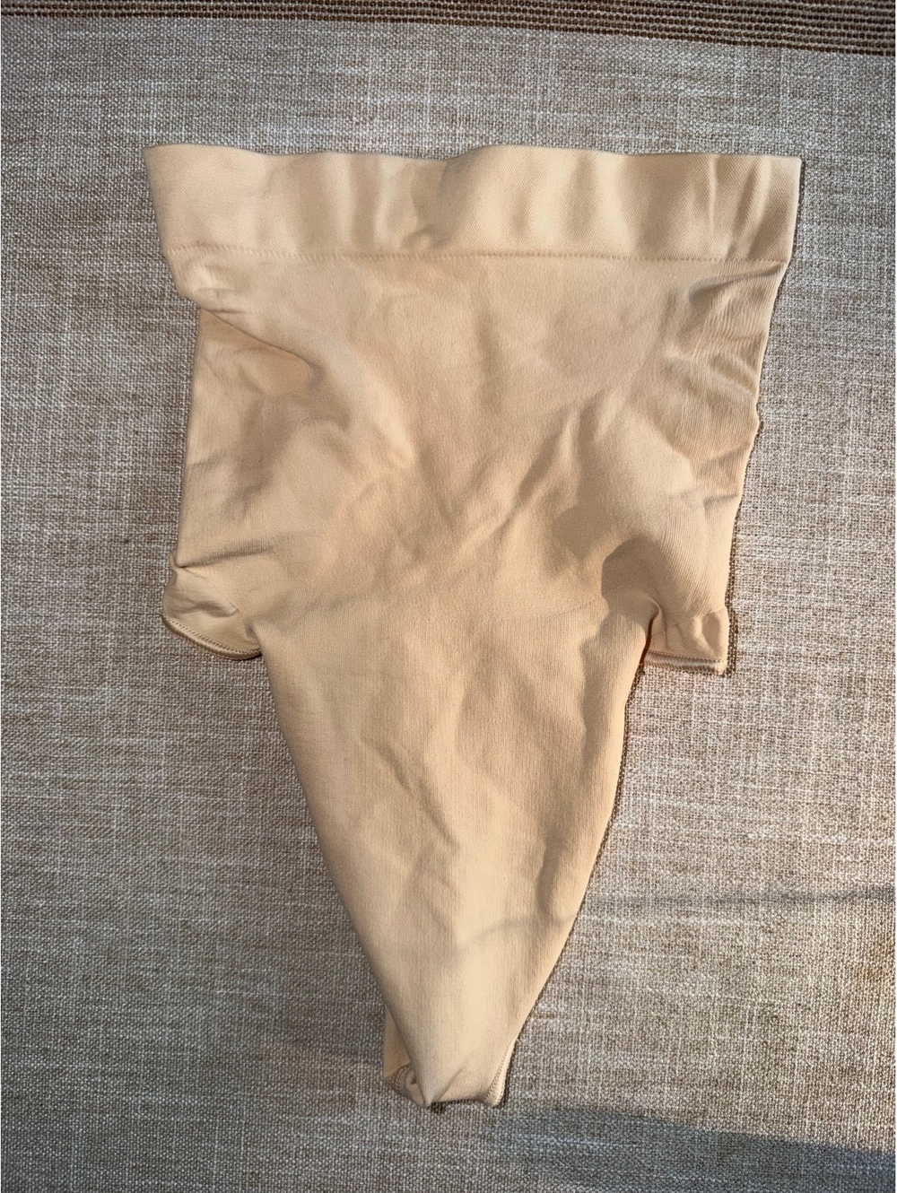 Skims NWOT high Waisted Shaping Thong